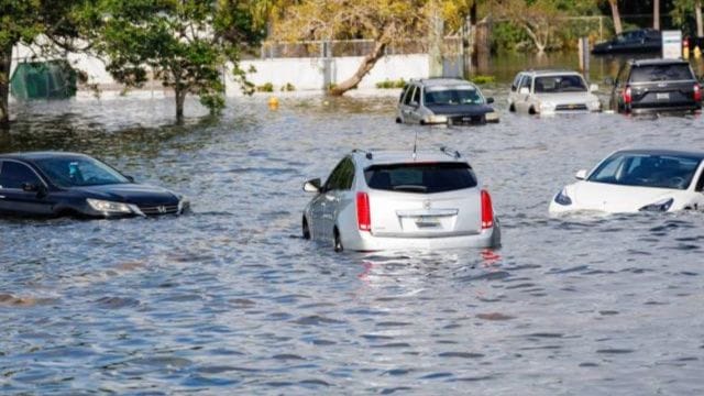 Gas Stations in South Florida Run Out of Fuel After Record Flooding!