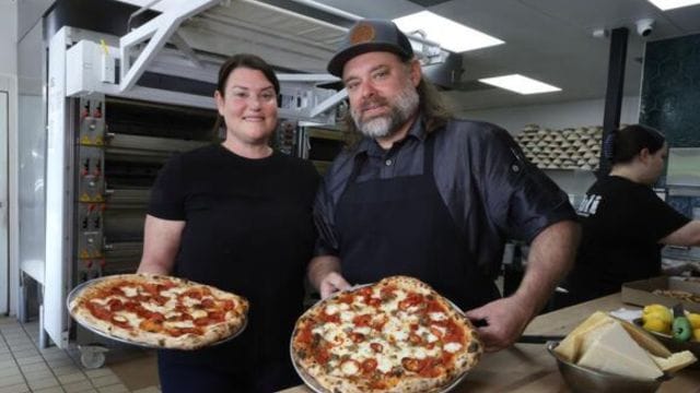 Revolutionizing Pizza This West Palm Beach Chef is Changing the Game!