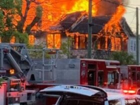 JFRD Crews Battle Massive 3-home Fire in Springfield