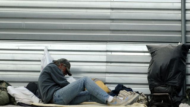 From Grocery Bags to Sleeping Mats Innovative Solution Aids Florida's Homeless