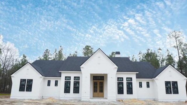 Expansive 5-Bedroom Home in Tallahassee Sells for Record $1.85 Million