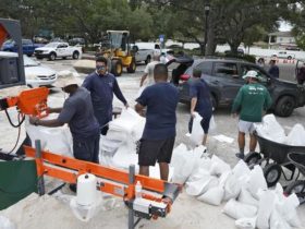 Oakland Residents Getting Ready for Tropical Storm Idalia