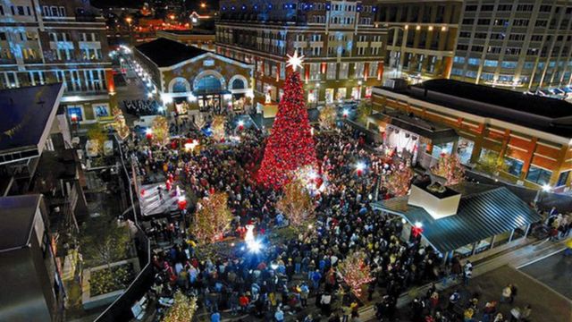 These Towns in Georgia Have the Best Christmas Light Displays