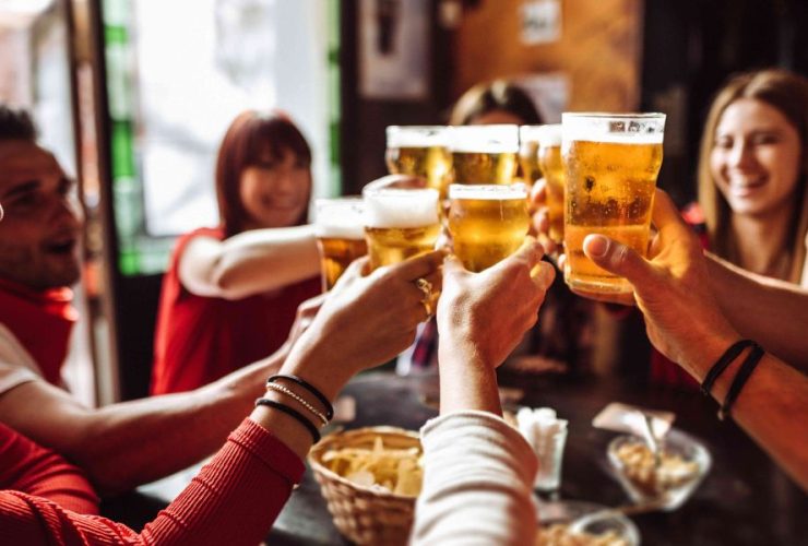 Discovering the City Which Holds the Record for Illinois Highest Drinking Rates