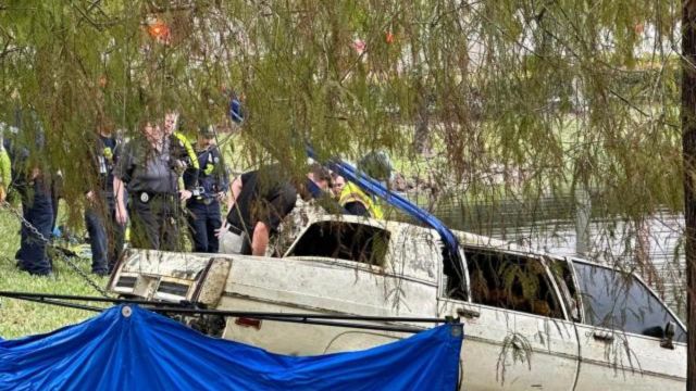 Divers Uncover Multiple Bodies Inside Submerged Car in Florida Pond