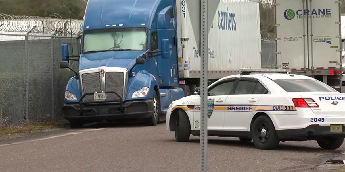 JSO Reports Tragic Death as Truck Driver Crushed by Falling Loaded Trailer While Conducting Repairs