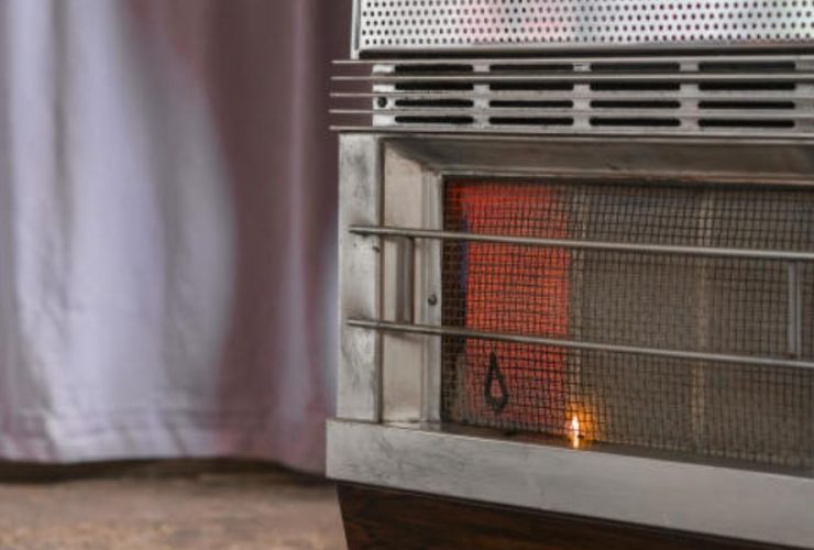 Mystery Surrounds Elderly Couple's Death as Heater Hits Lethal 1,000-Degree Mark