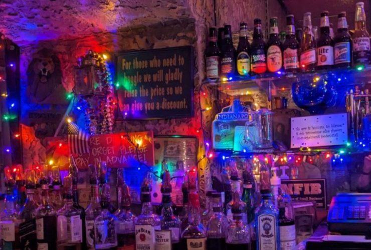 Local Flavor Alabama's 7 Must-Try Neighborhood Bars for Every Taste