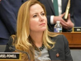 Six State Legislators Pledge Support for Debbie Mucarsel-Powell in Senate Race