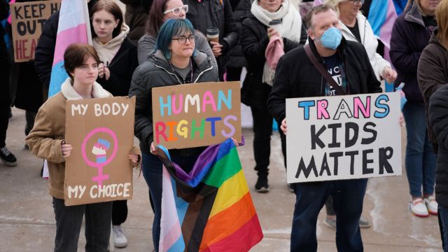 Legislative Battle in Kansas: Renewed Push to Prohibit Gender-Affirming Care for Transgender Minors