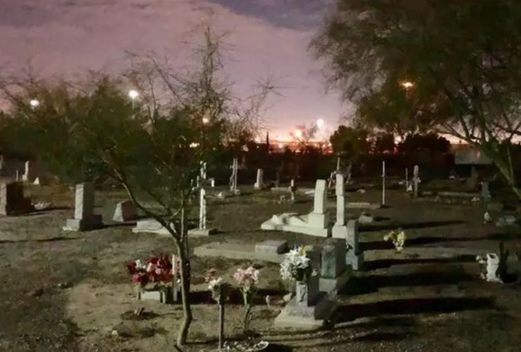 Experience Spooky Thrills: Explore Concordia Cemetery & Dine with Ghosts