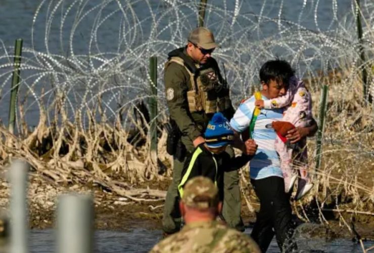 Federal Judge Mandates Border Patrol's Responsibility for Migrant Children in Detention