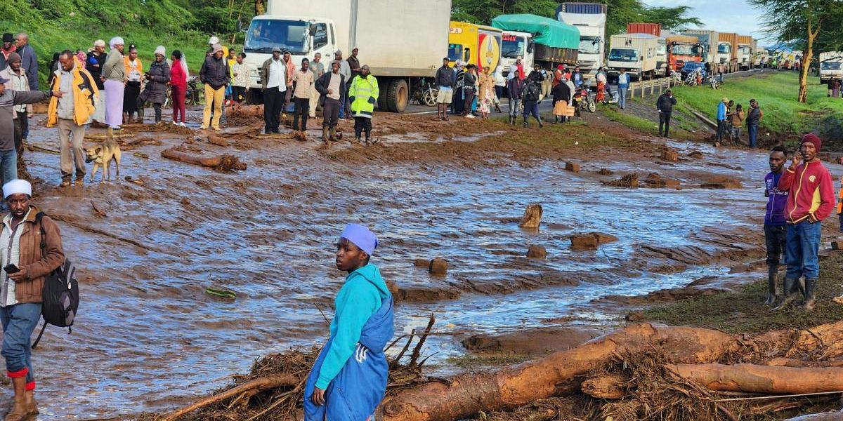 Floodwaters Sweep Away Homes, Cars, and 45 Lives in Kenya