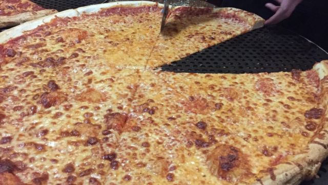 Pizza Perfection: Benny Fierro's Serves Up Two-Plate Wonders