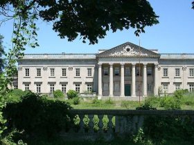 Resurrecting History: The Titanic's Shadow Over Pennsylvania's Abandoned Mansion