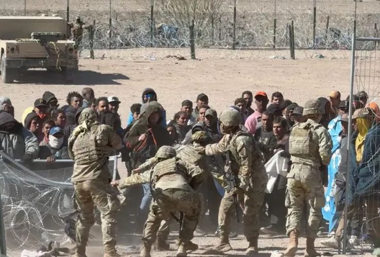 Texas Judge Gives Go-Ahead for Release of Migrants Involved in Border Stampede