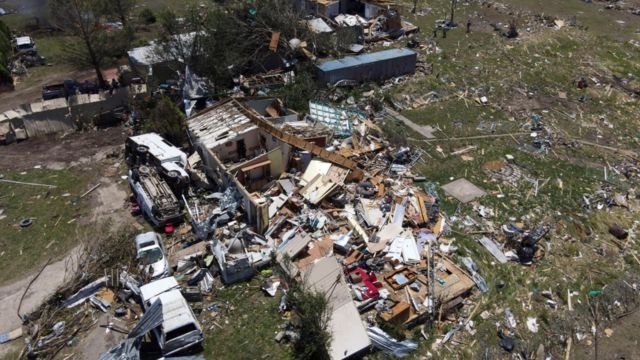 22 Dead, Thousands Lose Power as Storms Hit Over Memorial Day Weekend 