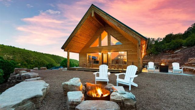 Arizona Adventures Await: 5 Airbnb Experiences Beyond Imagination!