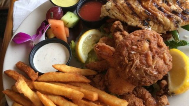 Flavors of the Gulf A Guide to Sanibel Island's Best Seafood Haunts 