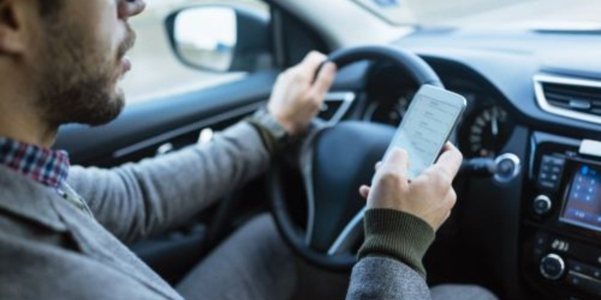 Gov. Shapiro to Decide on Ban on Cellphone Use While Driving in Pennsylvania