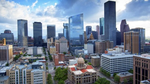 Houston Homebuyers' Guide: Finding the Perfect Moment to Buy