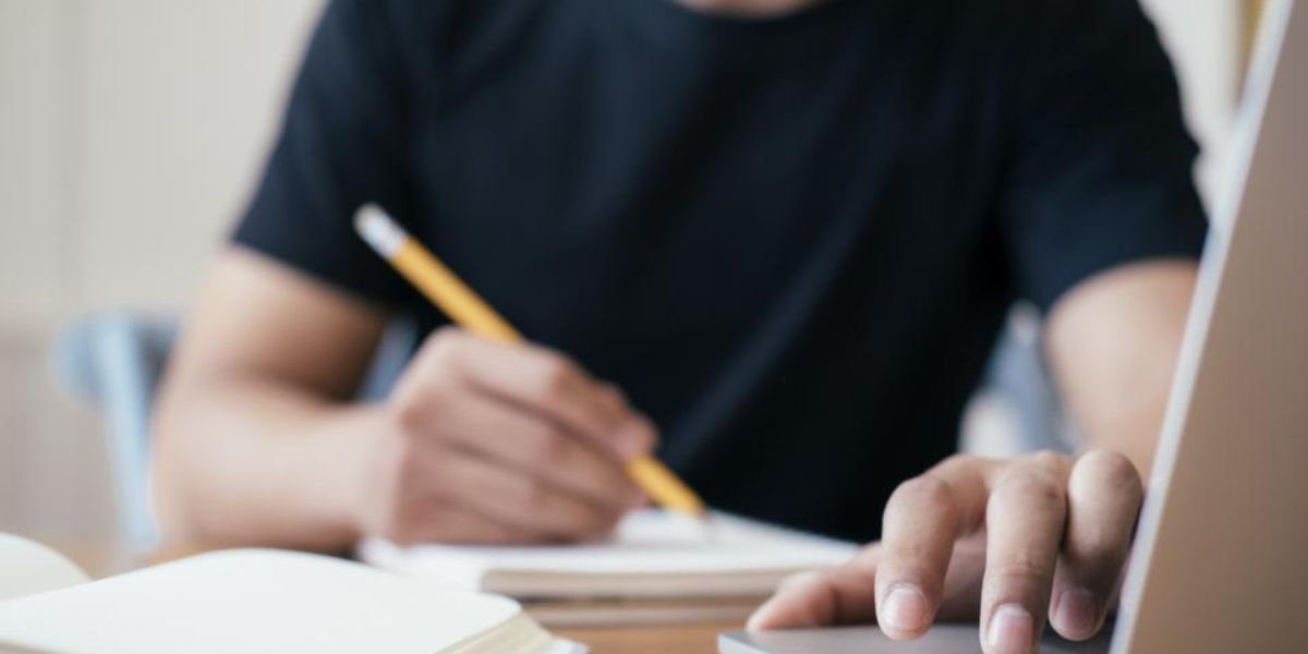 Rising Federal Parent PLUS Loan Rates: Why Private Loans Might Be a Better Option