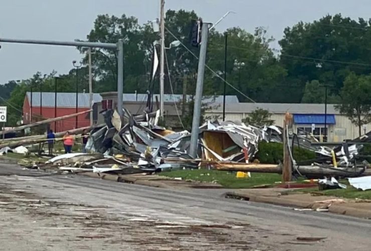 Severe Weather Devastates Northern Arkansas: Death Toll Rises to 8