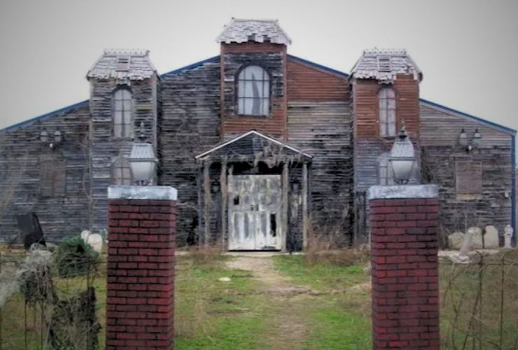 Spirits Awaken: Haunted Happenings at Harris Haven Funeral Home in Iowa