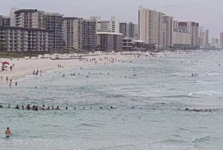 Fatal Florida Rip Current Claims Lives of Pennsylvania Couple on Vacation