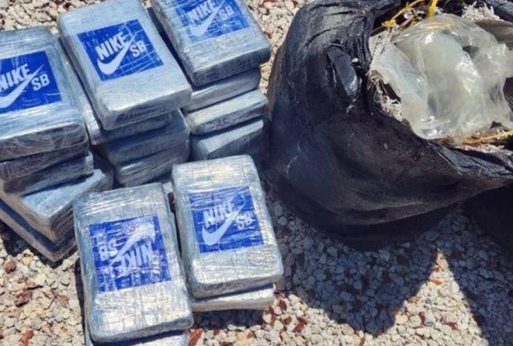 Florida Scuba Divers Unearth $1M Worth of 25 Cocaine Bricks with Fake Nike Logos