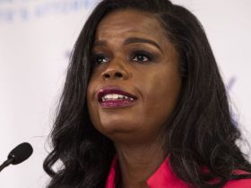 Kim Foxx, Illinois Prosecutor, Target of Assault Near Residence