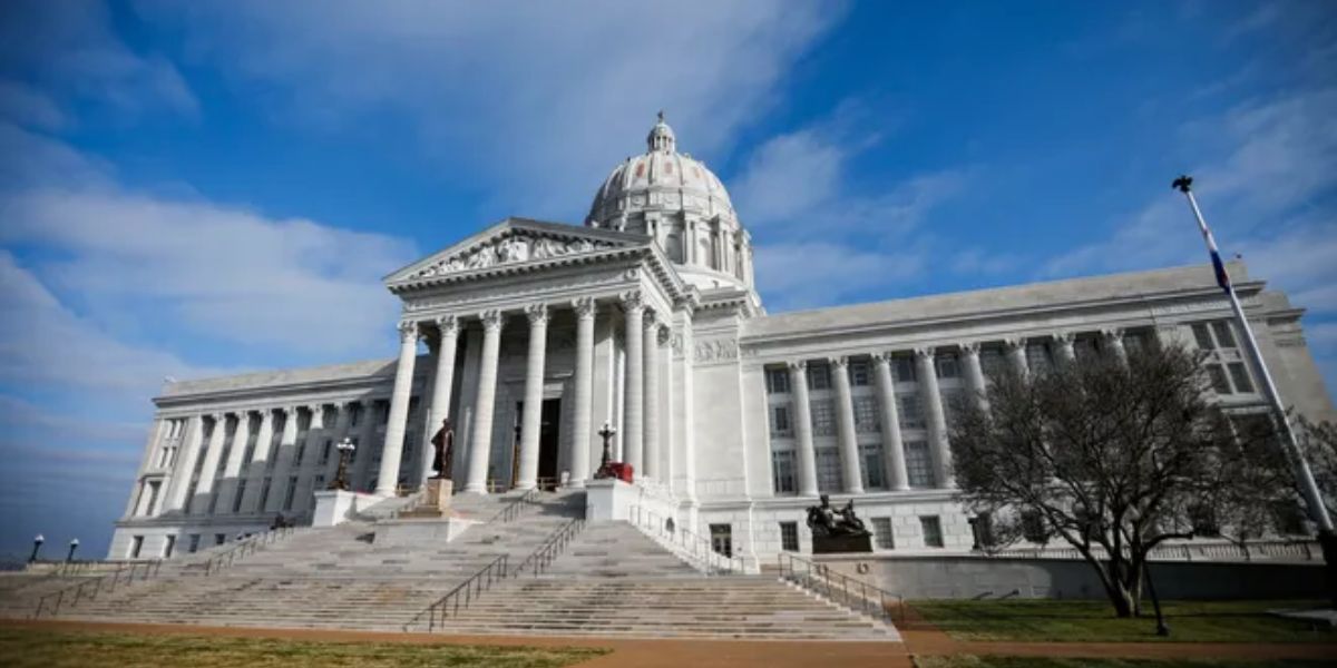 Missouri Targets Corporate Tax Elimination by 2028 with New Bill