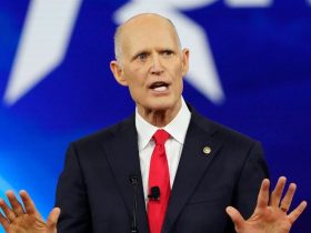 Rick Scott Stands by His Votes During Tampa Campaign Speech