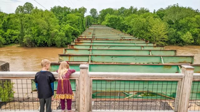 The Haunting Truth Behind These 4 Abandoned Ghost Towns in Missouri 