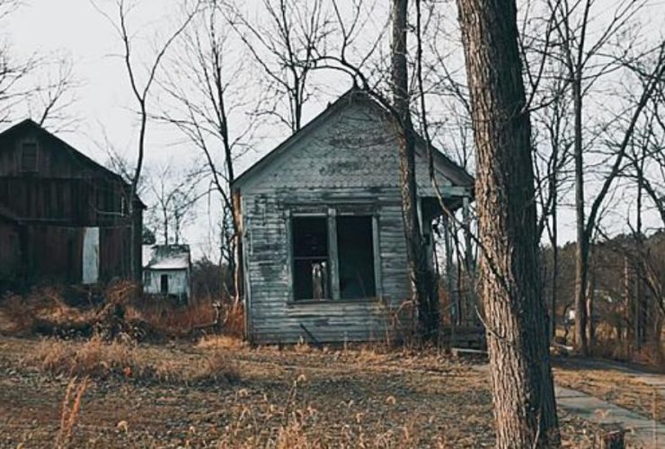 The Haunting Truth Behind These 4 Abandoned Ghost Towns in Missouri