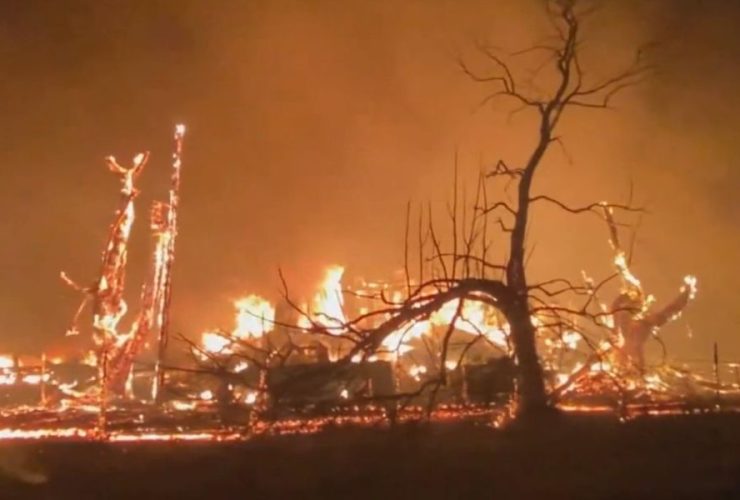 Wildfire Near San Francisco Grows to 14,000 Acres, Injures 2 Firefighters