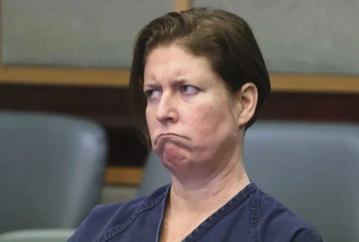 Florida Woman Seeks Lawyer After Allegedly Leaving Boyfriend to Die in Suitcase