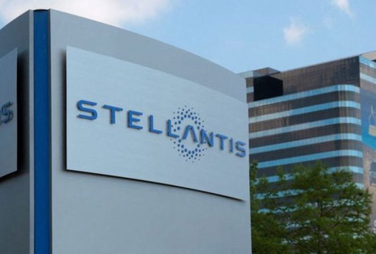 Stellantis Plans Widespread Buyouts and Foresees Possible Layoffs for U.S. Staff