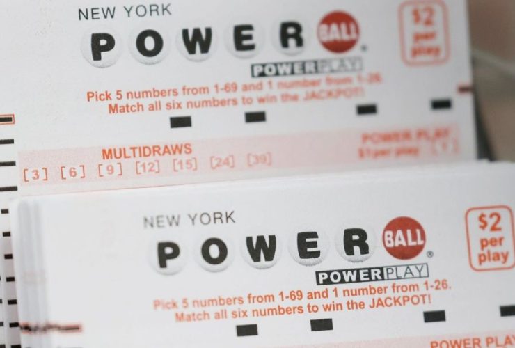 Mom Wakes the Kids in the Middle of the Night With Shouts After Realizing She Won the NC Lottery