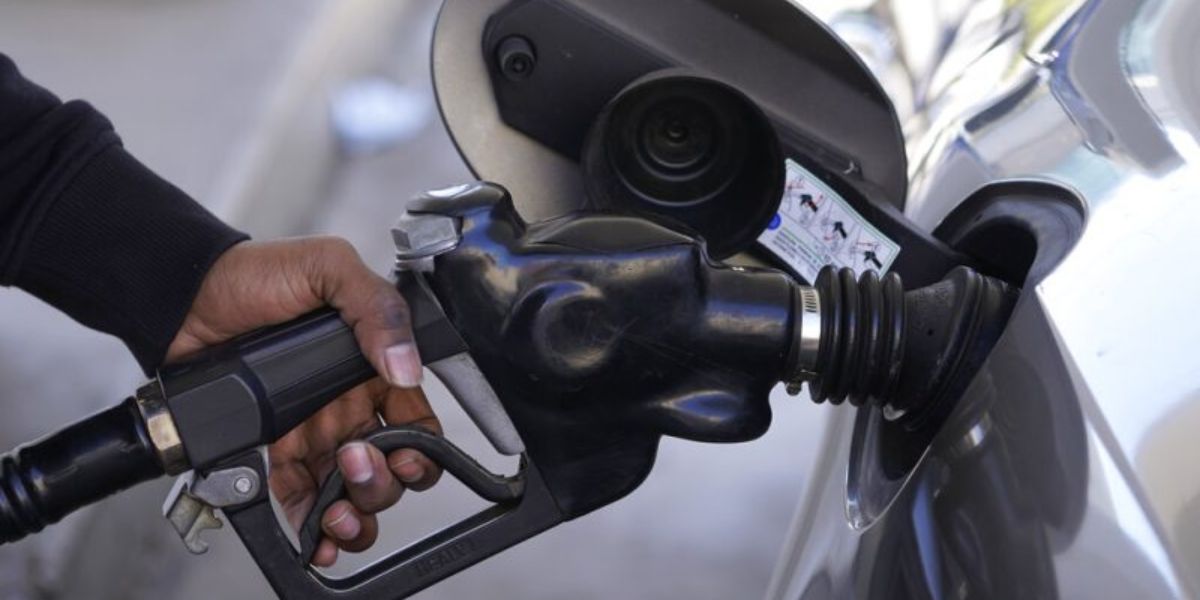 Prepare for Higher Pump Prices Illinois Gas Tax Rise Starts Monday