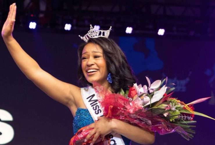 Speaking Out Miss Kansas Confronts Abuser Before Winning Crown