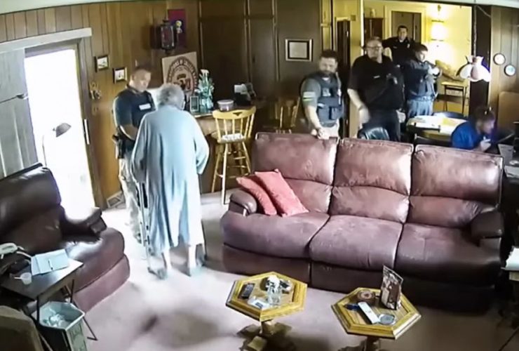Criminal Charges Filed Against Former Kansas Police Chief for Newsroom Raid