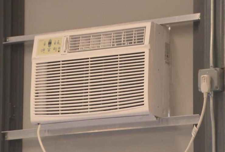 Jalen Hurts Keeps Philly Cool $200K Donation Brings AC to 8 More Schools