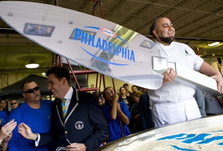 New York Cream Cheese Festival Celebrates with World's Biggest Cheesecake