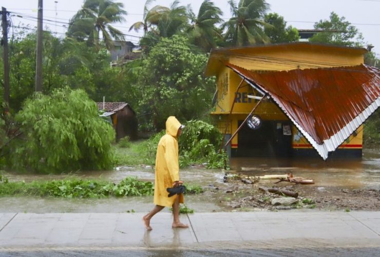 Florida on High Alert Hurricane Milton Sparks Widespread Evacuations