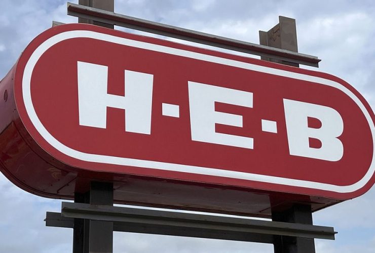 Lawsuit Filed Against Grocery Chain Over Escalator Incident That Severed Child's Fingers