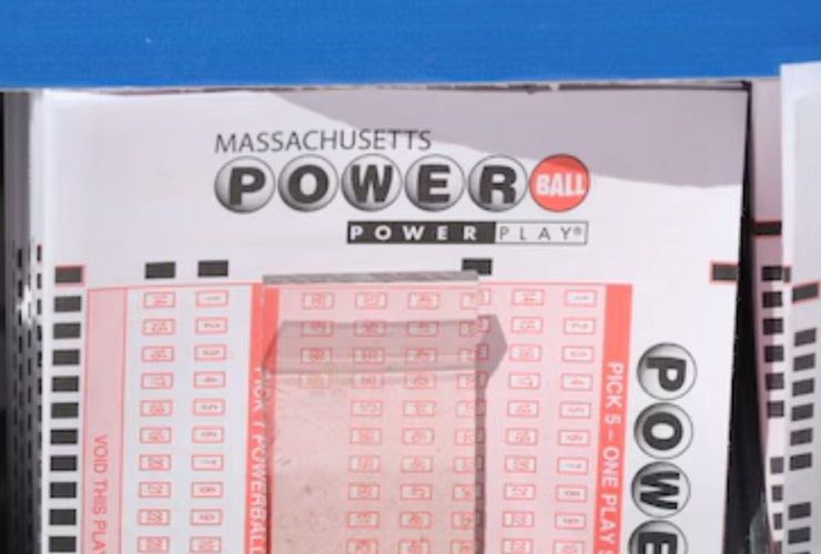 Massachusetts Convenience Store Sells $50,000 Powerball Winning Ticket