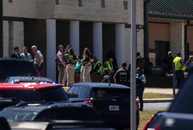 Mississippi School Football Game Turns Deadly 3 Dead, 8 Injured by Gunfire