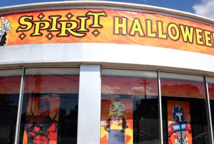 Spirit Halloween Expands with 'Spirit Christmas' Stores for Holiday Shoppers