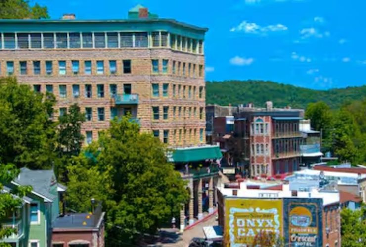 The Great Arkansas Escape: 7 Towns Seeing Residents Pack Up and Leave